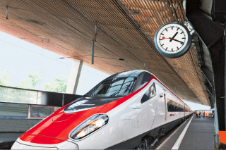 Treno_Coming from Milano