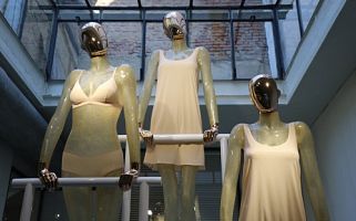 retail tour
